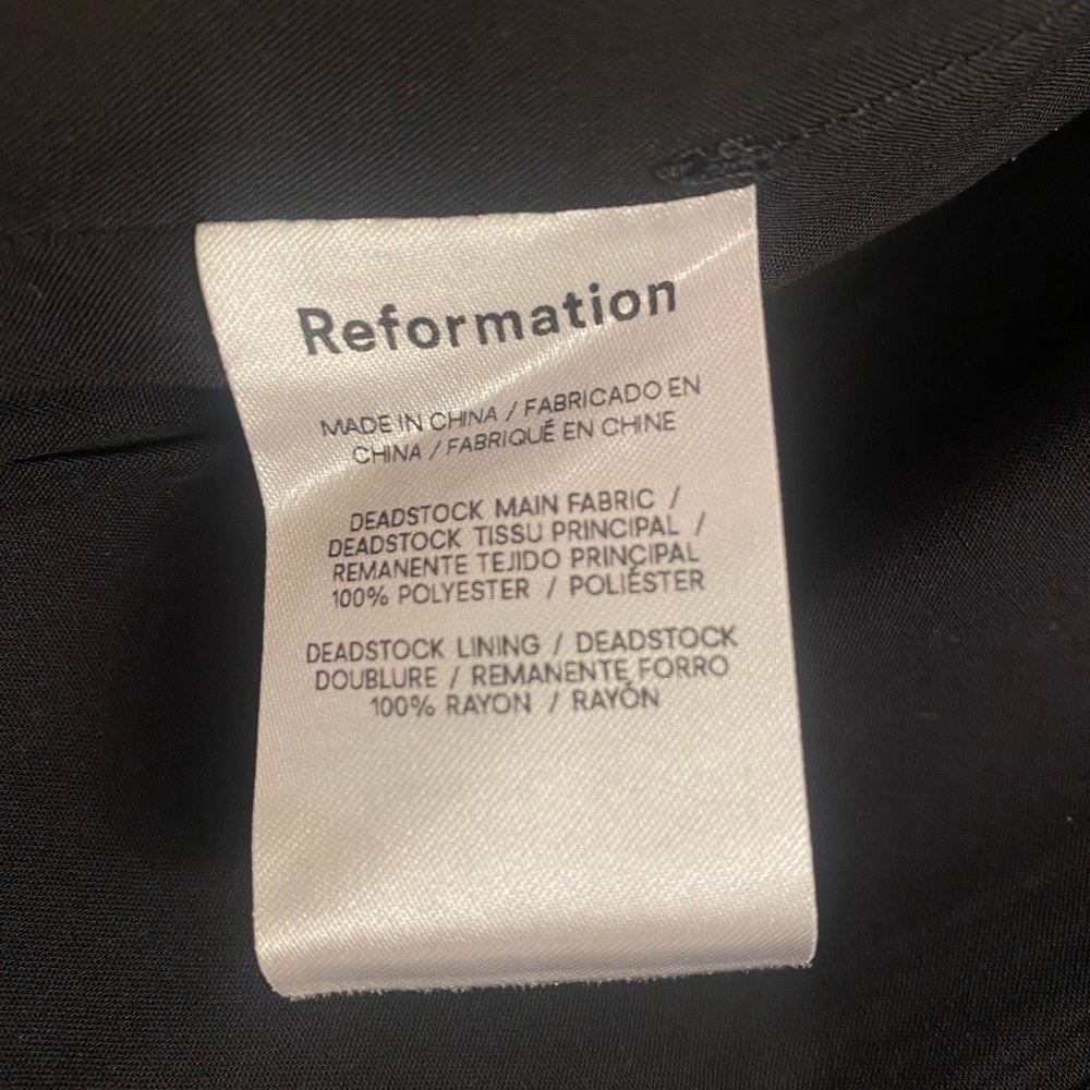 BNWT Reformation Two Pieces Set Vancouver Black Satin size 6 - Picture 12 of 13